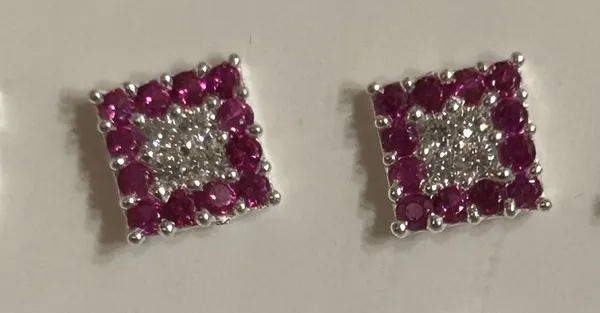 Silver_925_Silver_Square_Stud_Earrings_For_Women