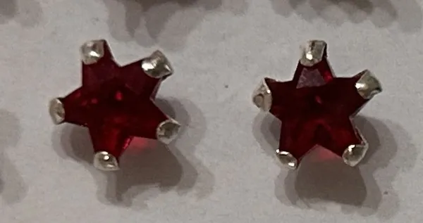 Red_925_Silver_Star_Shaped_Stud_Earrings_For_Women