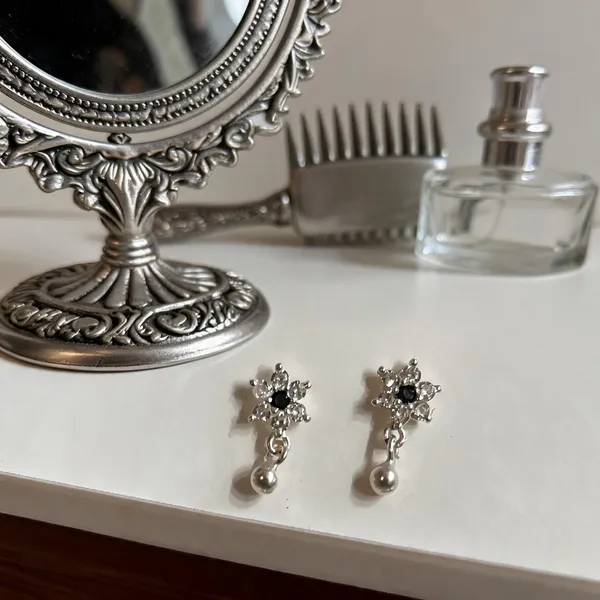 Silver_Black_925_Silver_Floral_Pearl_Drop_Earrings_For_Women