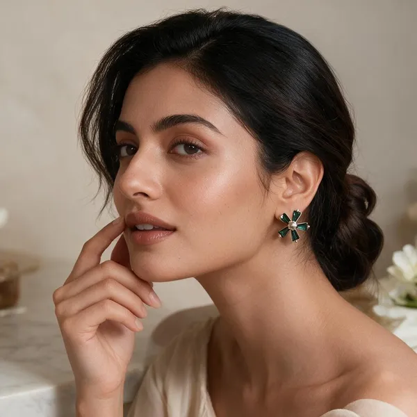 925_Silver_Emerald_Bloom_Studs_💚
