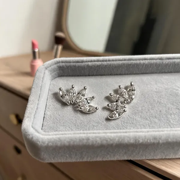 Silver_925_Sterling_Crystal_Leaf_Earrings_For_Women