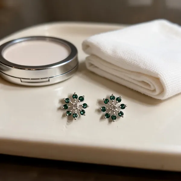 Green_925_Silver_Floral_Stud_Earrings_For_Women