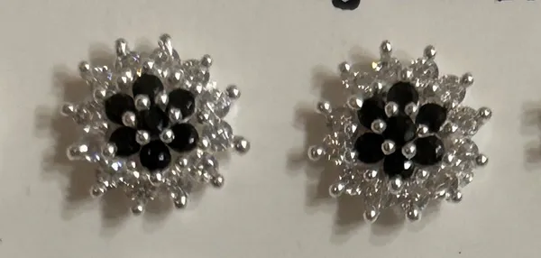 Silver_Black_925_Sterling_Floral_Stud_Earrings_For_Women