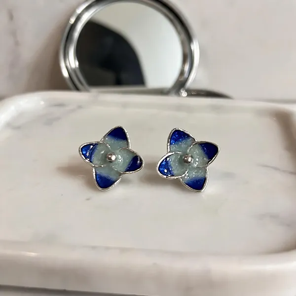 Blue_925_Silver_Floral_Stud_Earrings_For_Women
