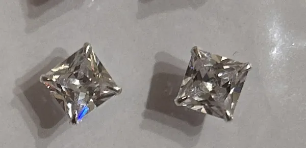 Silver_925_Silver_Square_Stud_Earrings_For_Women