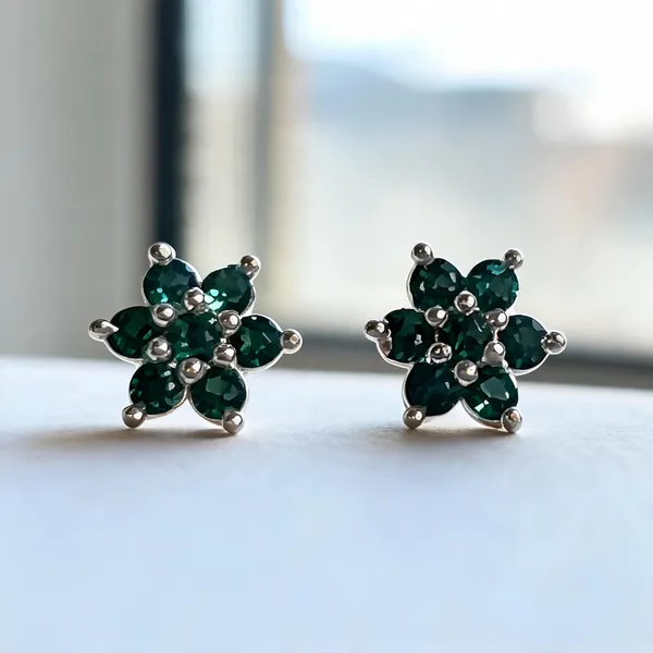 Green_925_Silver_Floral_Cluster_Stud_Earrings_For_Women