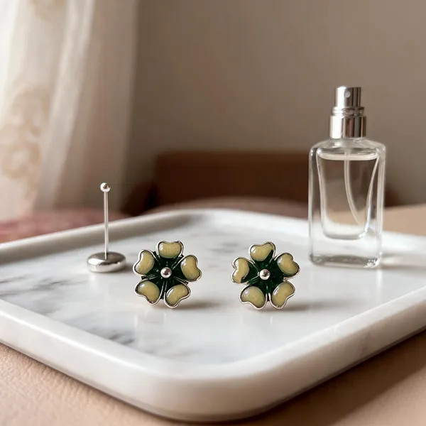 Green_925_Silver_Floral_Stud_Earrings_For_Women