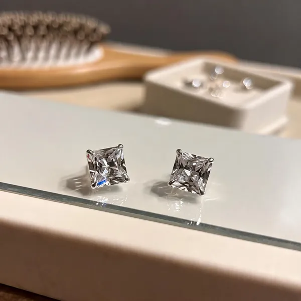 Silver_925_Silver_Square_Stud_Earrings_For_Women