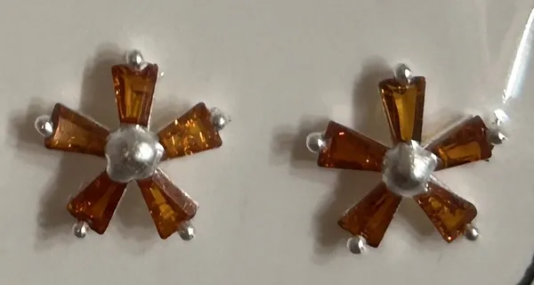 Amber_925_Silver_Floral_Stud_Earrings_For_Women