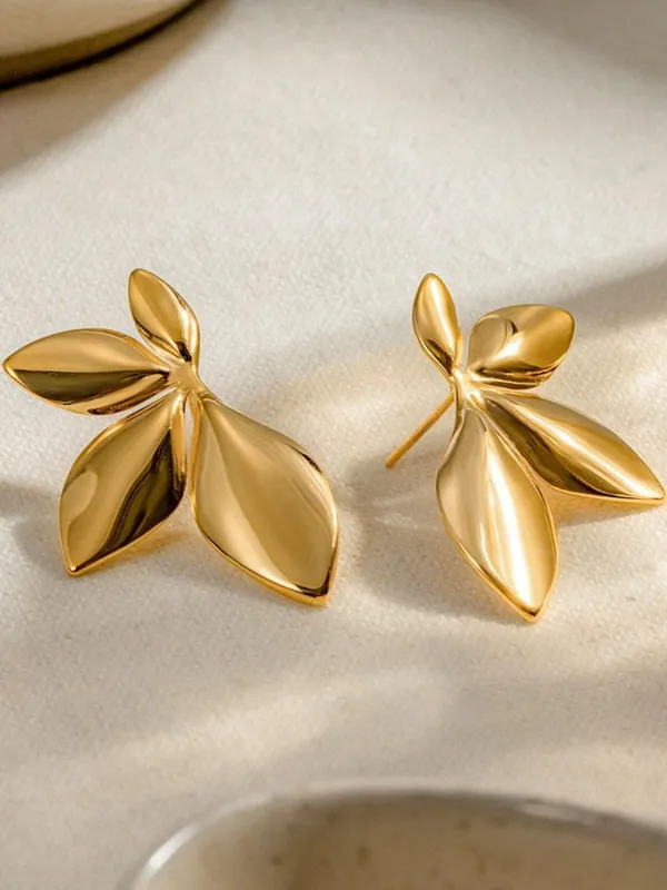 Gold-Tone_Leaf_Design_Earrings_for_Women