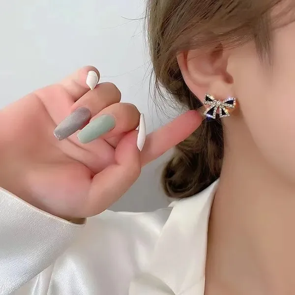 Gold-Tone_Bow_Stud_Earrings_for_Women