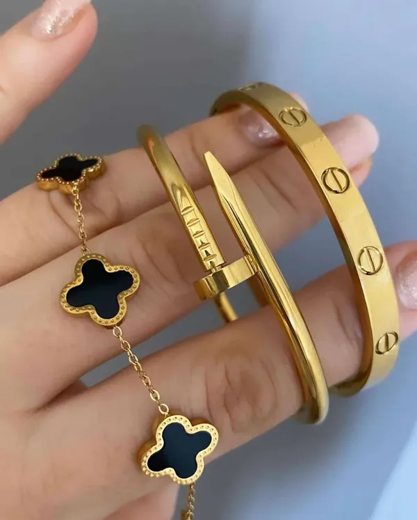 Gold-Tone_Clover_Bracelet_Set_for_Women