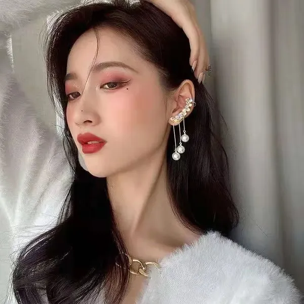Premium_Gold_Pearl_&_Crystal_Earrings_Combo_–_Long_Pearl_Drop_&_Butterfly_Pearl_Chain_Design_|_2_Pair_Combo