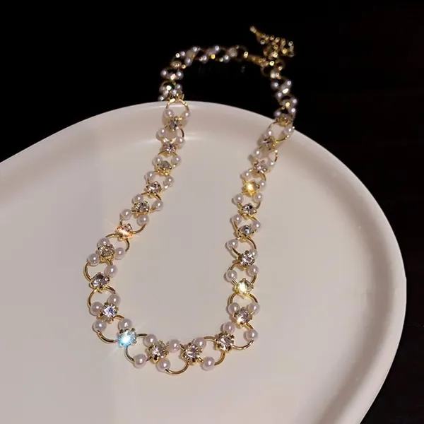 Gold_Tone_Pearl_And_Crystal_Necklace_for_Women