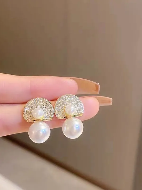 Gold-Toned_Pearl_Drop_Earrings_for_Women