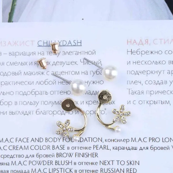 Gold_Tone_Floral_Pearl_Earrings_for_Women