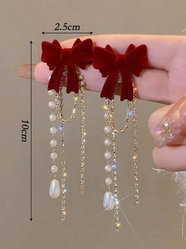 Premium_Combo_–_Red_Velvet_Bow_&_Pearl_Floral_Drop_Earring