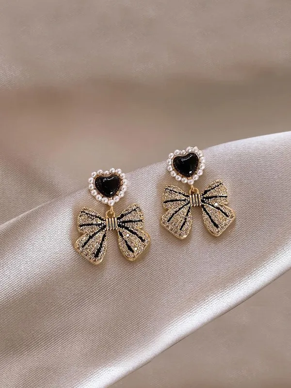 Gold_Tone_Heart_Bow_Drop_Earrings_for_Women