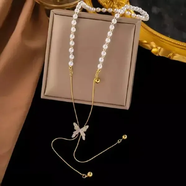 White_Pearl_Butterfly_Pendant_Necklace_for_Women