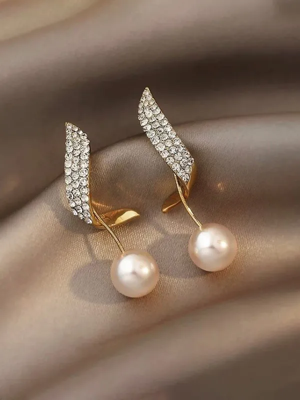 Gold_Tone_Crystal_Pearl_Drop_Earrings_for_Women