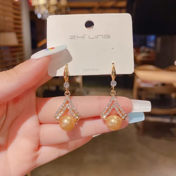 Gold-Tone_Pearl_Drop_Earrings_for_Women