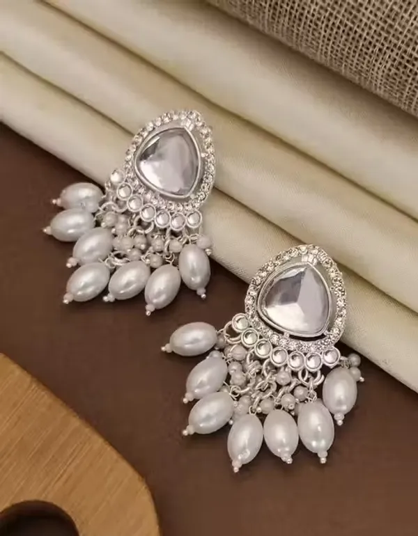Silver_Tone_Pearl_Drop_Chandelier_Earrings