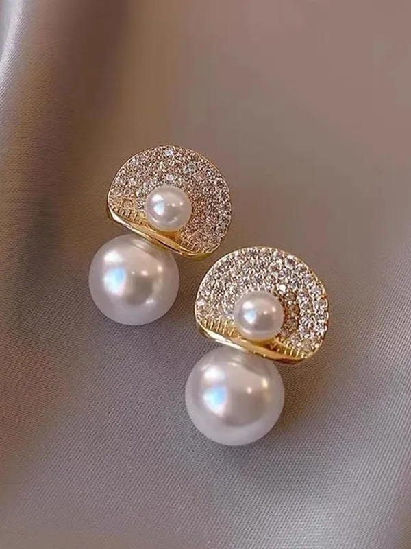 Gold-Toned_Pearl_Drop_Earrings_for_Women