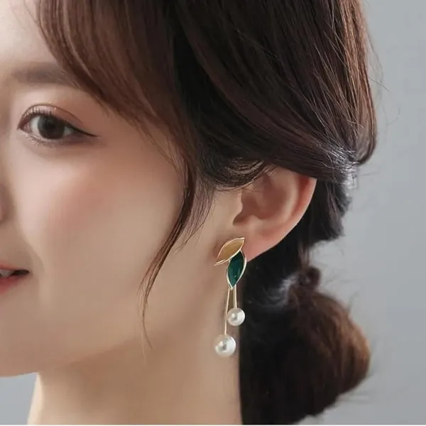 Gold-Tone_Leaf_Drop_Earrings_for_Women
