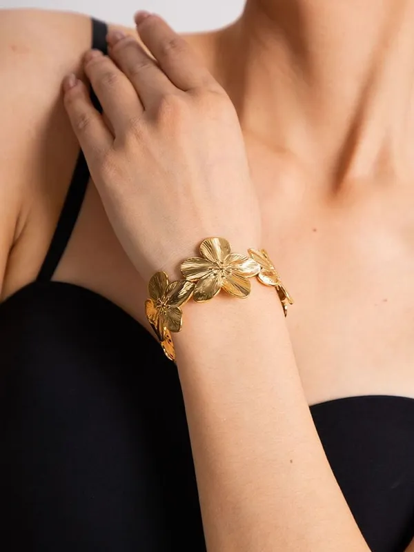 Gold_Tone_Screw_Motif_Bracelet_for_Women