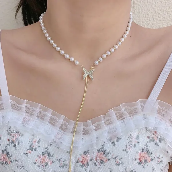 White_Pearl_Butterfly_Pendant_Necklace_for_Women
