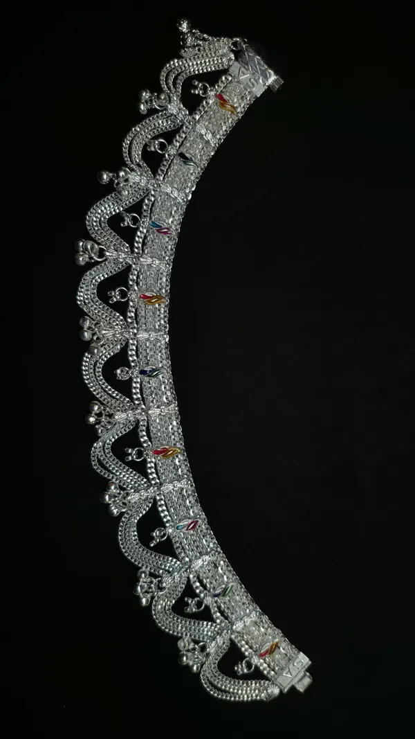 Silver_Tone_Oxidised_Ghungroo_Anklet_for_Women