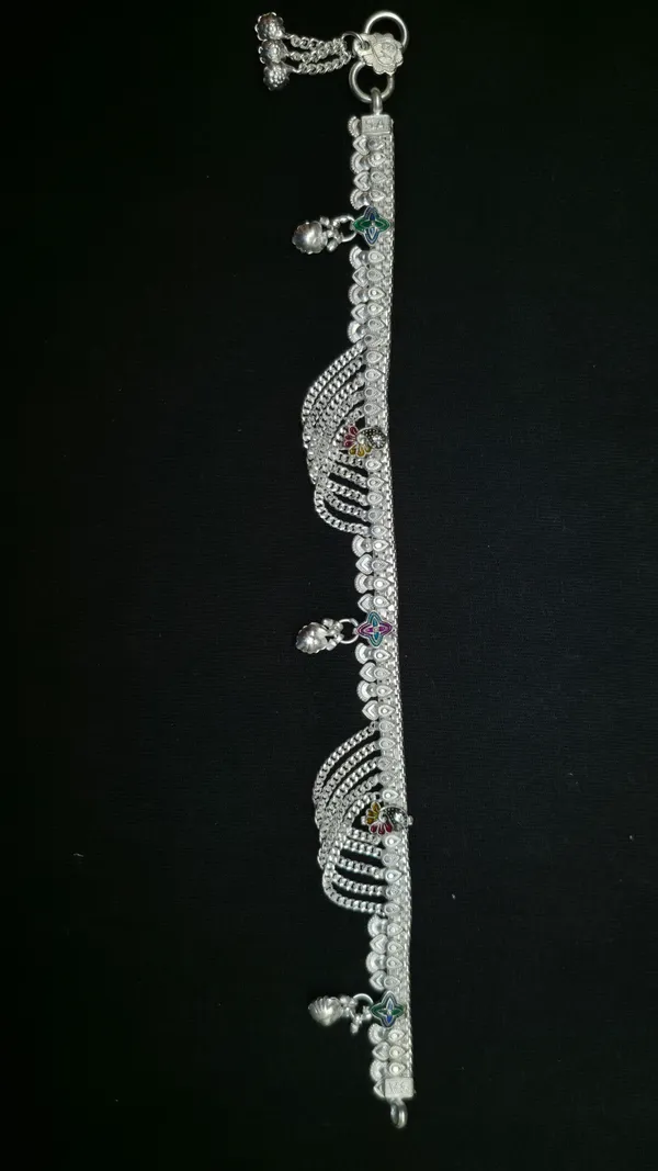 Silver_Tone_Traditional_Anklet_for_Women