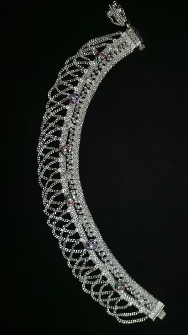 Silver_Tone_Statement_Necklace_for_Women