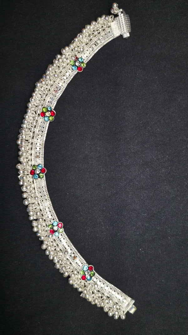 Silver-Tone_Traditional_Kamarbandh_Waist_Belt_for_Women