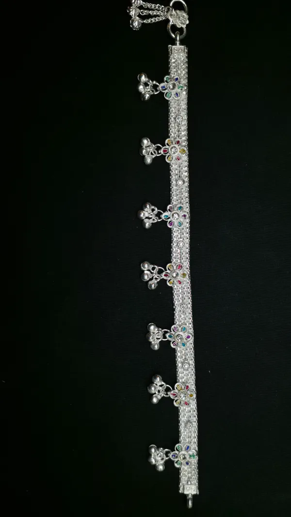 Silver_Multicolour_Charm_Anklet_for_Women