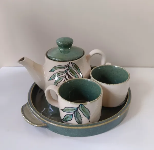 White_Stoneware_Tea_Set_With_Tray_For_Kitchen