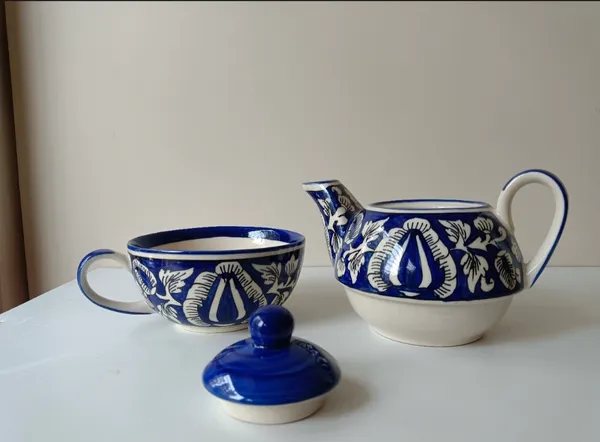 Ceramic_Blue_Floral_Tea_Set