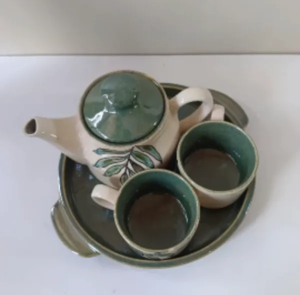 White_Stoneware_Tea_Set_With_Tray_For_Kitchen