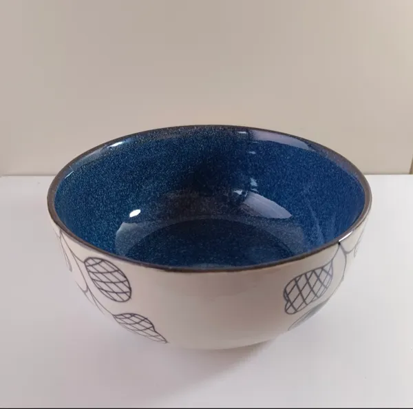 Blue_And_White_Stoneware_Bowl_For_Kitchen