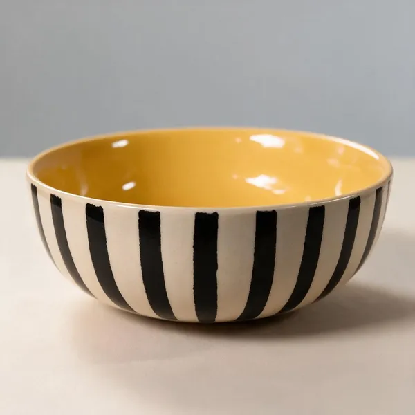 Yellow_And_Black_Stoneware_Serving_Bowl_For_Kitchen