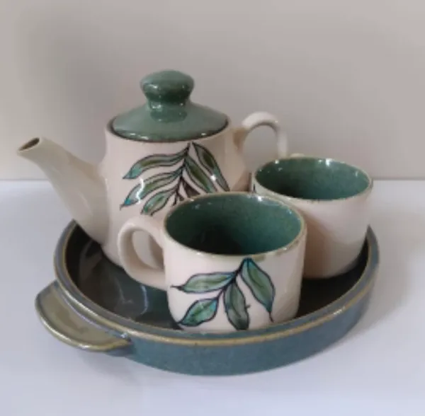 White_Stoneware_Tea_Set_With_Tray_For_Kitchen