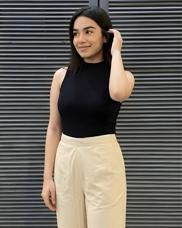 Solid_Cotton_Straight_Fit_Ankle_Length_Trousers_Beige