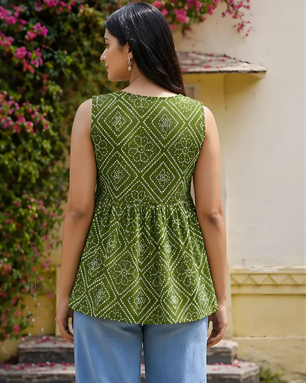 Women_Cotton_Bandhani_Sleeveless_Peplum_Style_Top_Green