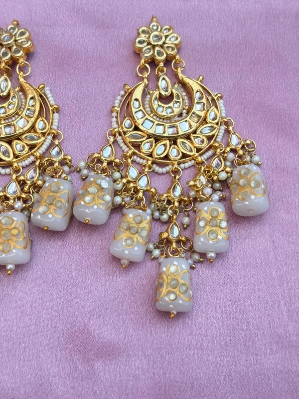 Handcrafted_White_Meenakari_And_Kundan_Chandbali_Earrings
