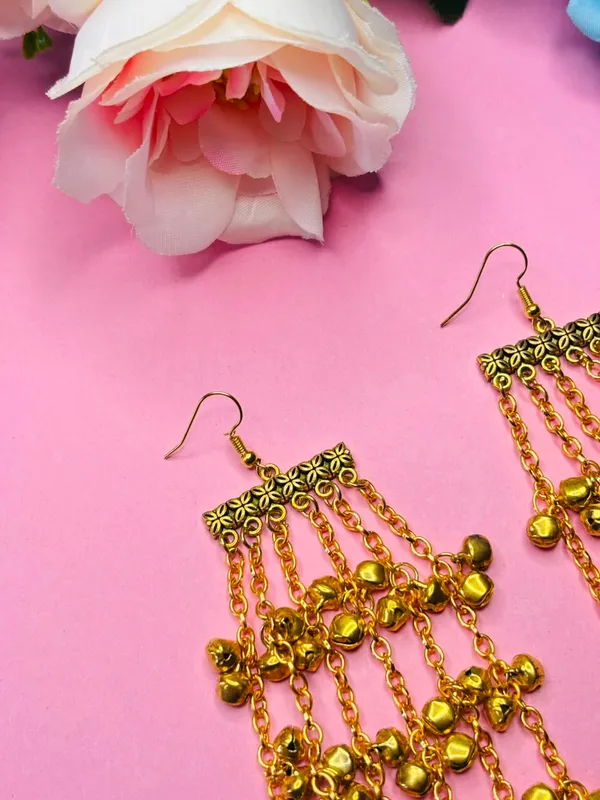 Gold_Ghungroo_Tassel_Earrings_With_Pearl_Drops