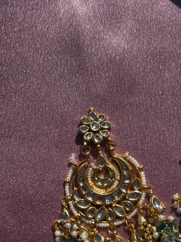 Handcrafted_White_Meenakari_And_Kundan_Chandbali_Earrings