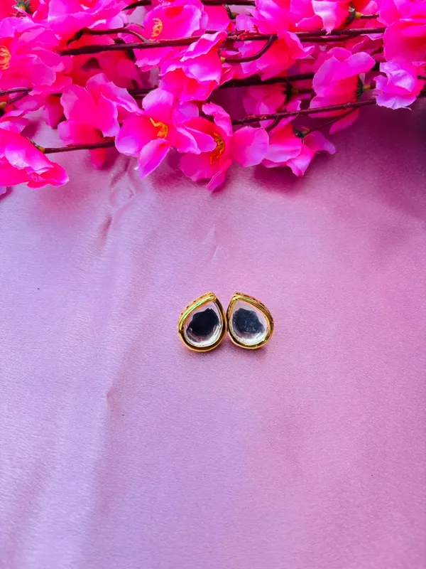 Gold_Tone_Teardrop_Stud_Earrings_For_Women