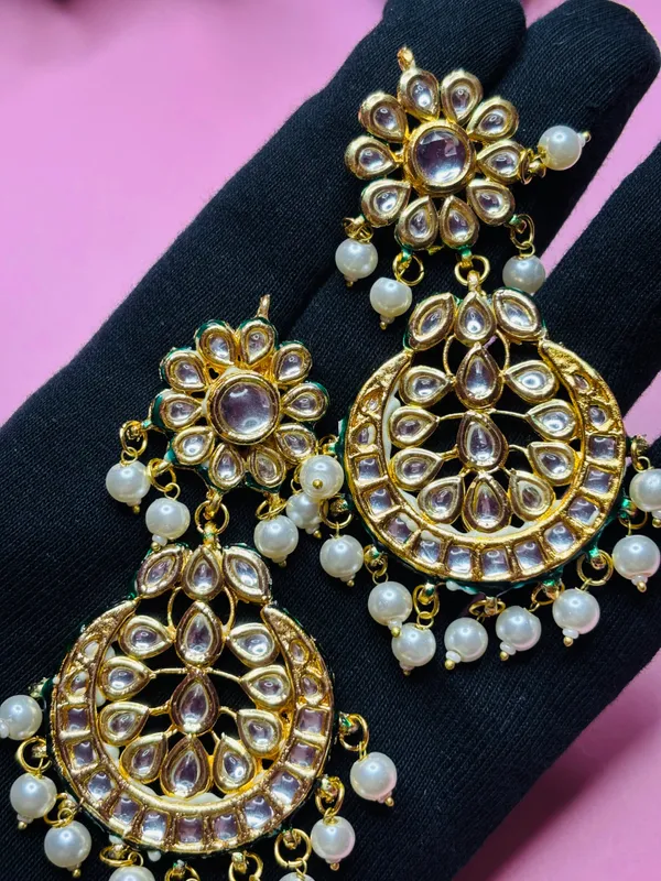 The_Noor_Royal_Kundan_Chandbali_Earrings