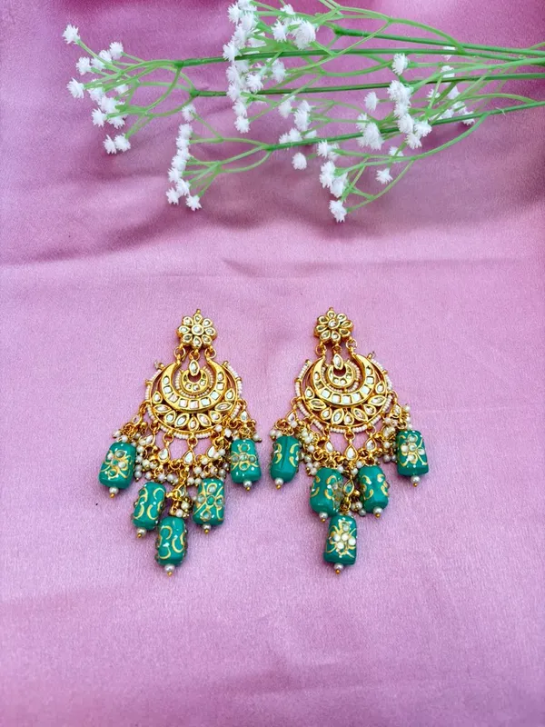 Handcrafted_White_Meenakari_And_Kundan_Chandbali_Earrings