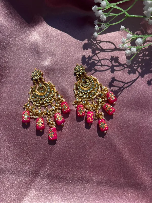 Red_Gold-Tone_Kundan_Chandbali_Earrings_for_Women